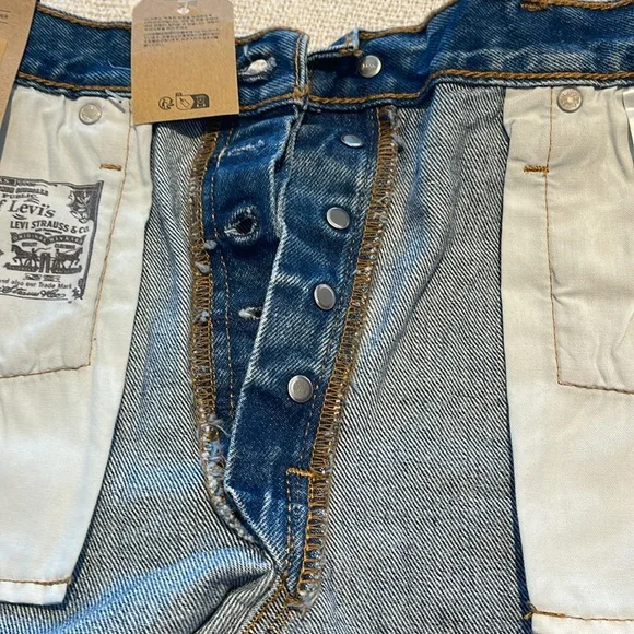 501 High Rise Short - Fitted through the hip and thigh (29) 🔥🎁😍 - Picture 12 of 14